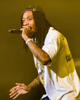 Wiz Khalifa height profile photo