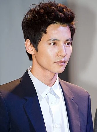 Won Bin height profile photo