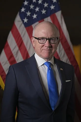 Woody Johnson height profile photo