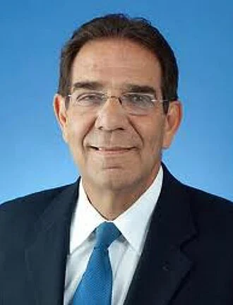 Xavier Suarez height profile photo