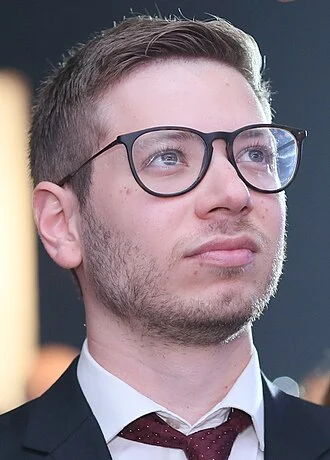 Yair Netanyahu height profile photo