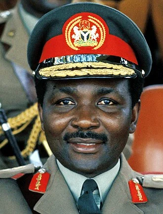 Yakubu Gowon height profile photo