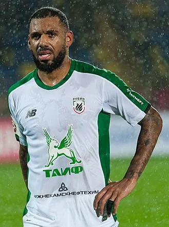 Yann M'Vila height profile photo