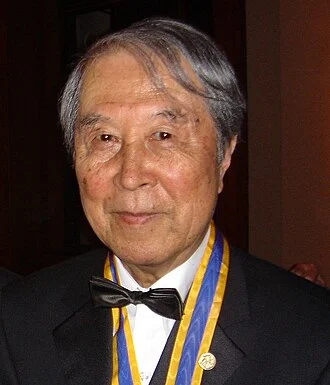 Yoichiro Nambu height profile photo