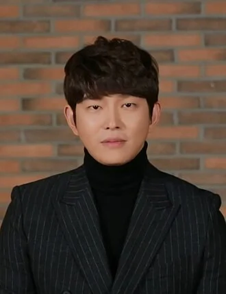 Yoon Kyun-sang height profile photo
