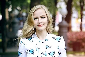 Yulia Peresild height profile photo