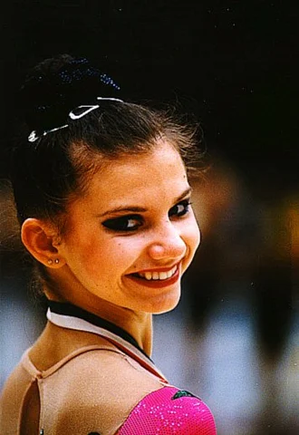 Yulia Raskina height profile photo