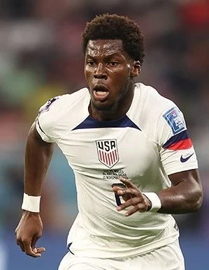 Yunus Musah height profile photo
