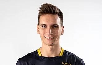 Yuri Romanò height profile photo