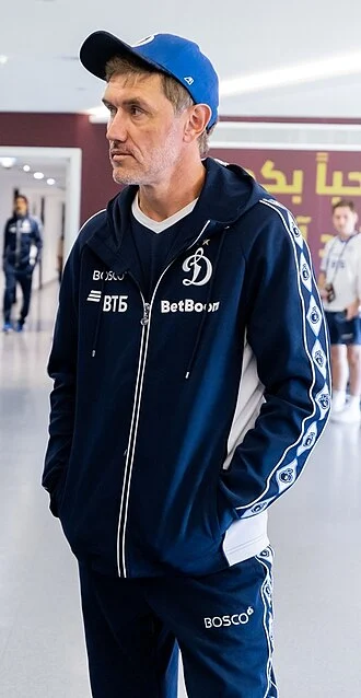 Yuri Zhirkov height profile photo