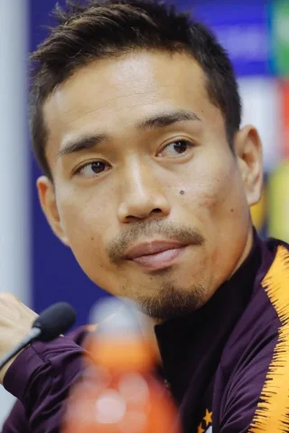 Yūto Nagatomo height profile photo