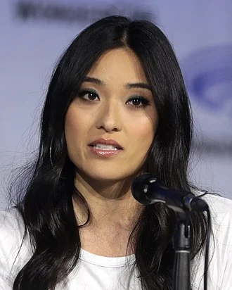 Yvonne Chapman (actress) height profile photo