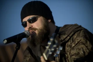Zac Brown height profile photo