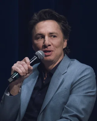 Zach Braff height profile photo