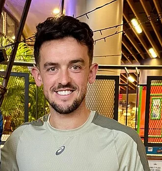 Zach Clough height profile photo