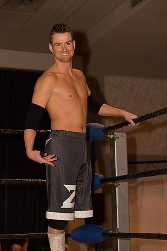 Zach Gowen height profile photo