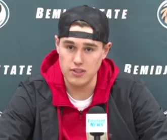 Zach Whitecloud height profile photo