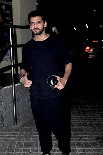 Zaheer Iqbal height profile photo