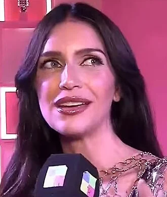 Zaira Nara height profile photo