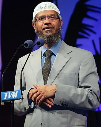 Zakir Naik height profile photo