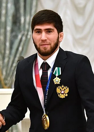 Zaur Uguev height profile photo