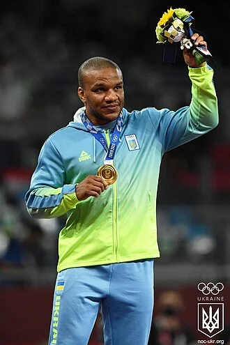 Zhan Beleniuk height profile photo