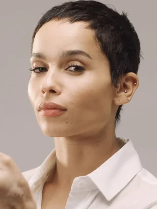 Zoë Kravitz height profile photo