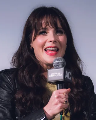 Zooey Deschanel height profile photo