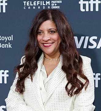 Zoya Akhtar height profile photo