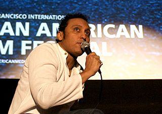 Aasif Mandvi Height