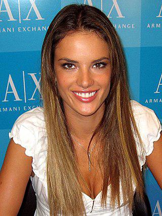 Alessandra Ambrosio Height