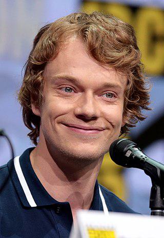 Alfie Allen Height