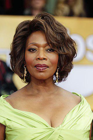 Alfre Woodard Height