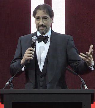 Alistair McGowan Height