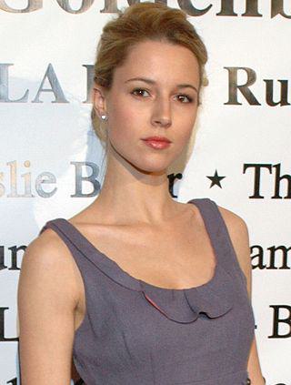 Alona Tal Height