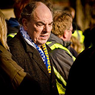 Alun Armstrong Height