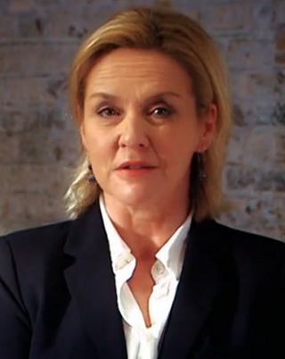 Amanda Burton Height