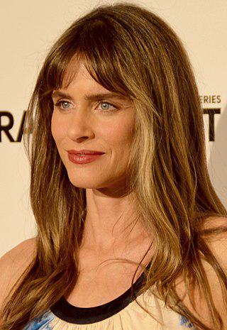 Amanda Peet Height