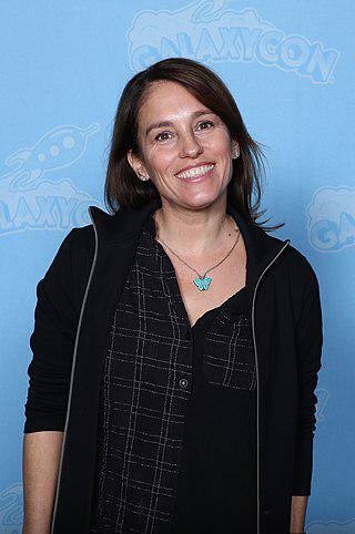 Amy Jo Johnson Height