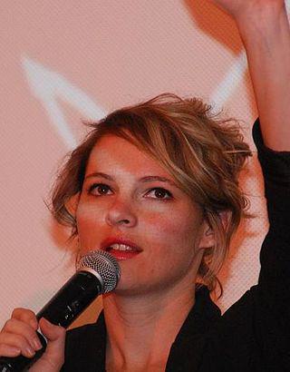 Amy Seimetz Height