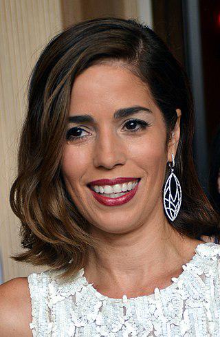 Ana Ortiz Height