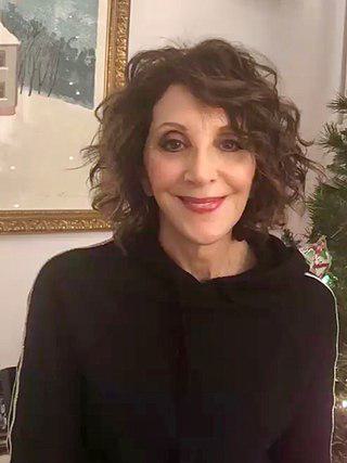 Andrea Martin Height