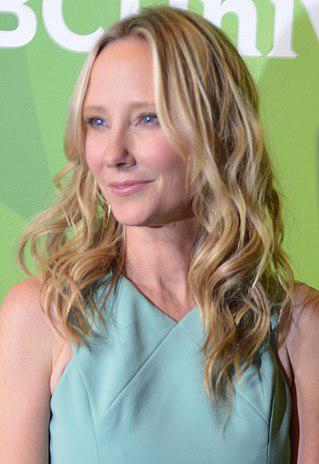 Anne Heche Height