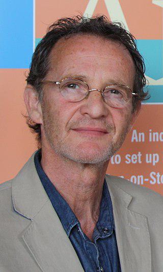 Anton Lesser Height