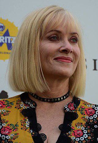 Barbara Crampton Height