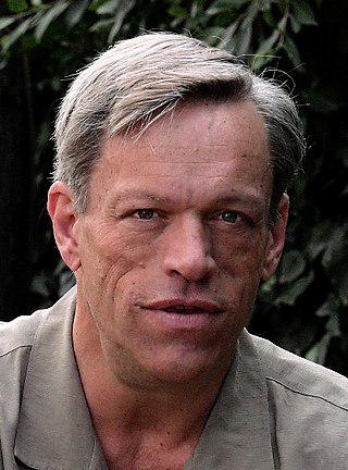 Brian Thompson Height