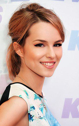 Bridgit Mendler Height