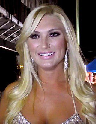 Brooke Hogan Height