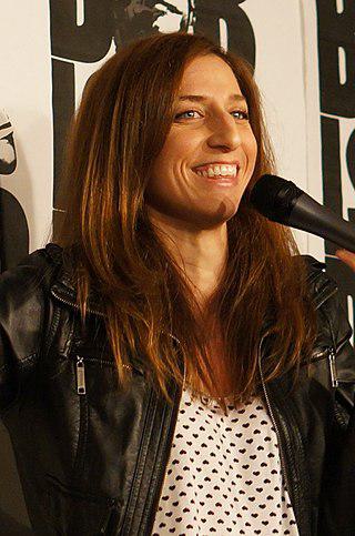 Chelsea Peretti Height