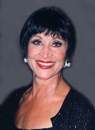 Chita Rivera Height